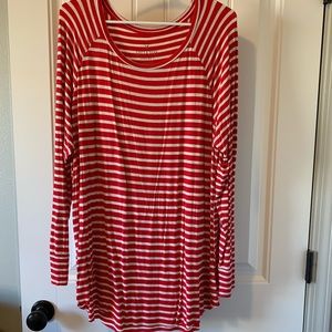 AMERICAN EAGLE // Jegging long sleeved shirt